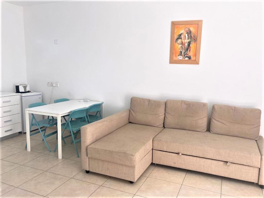 Ariadne Apartments Paphos Exterior photo