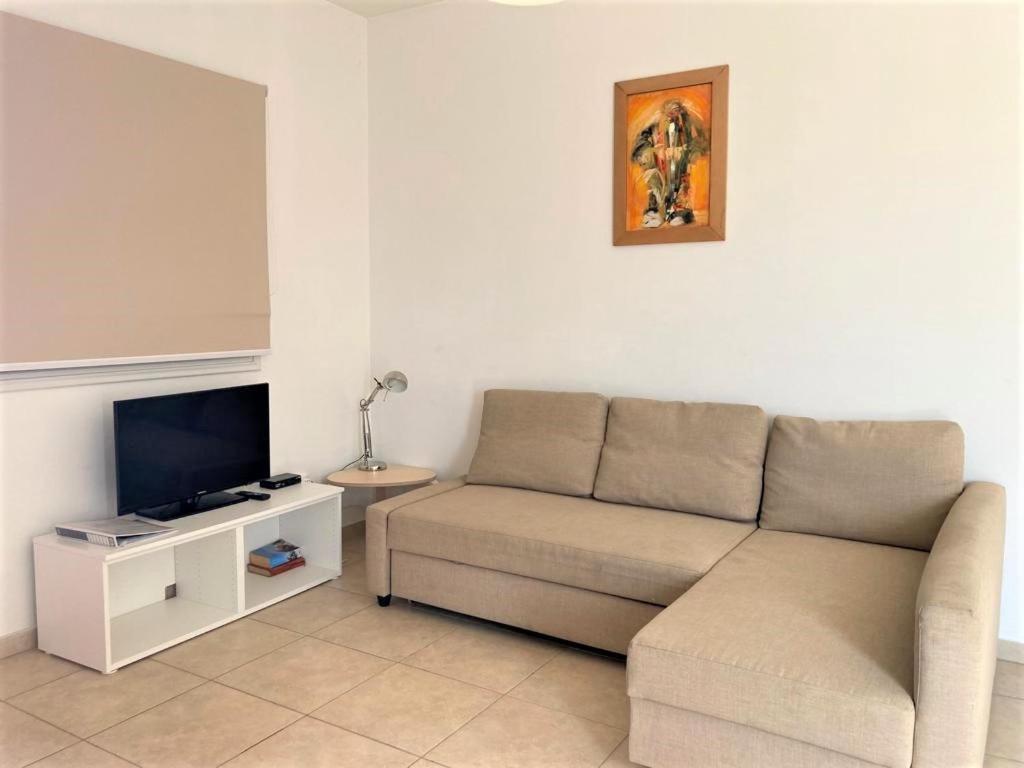 Ariadne Apartments Paphos Exterior photo