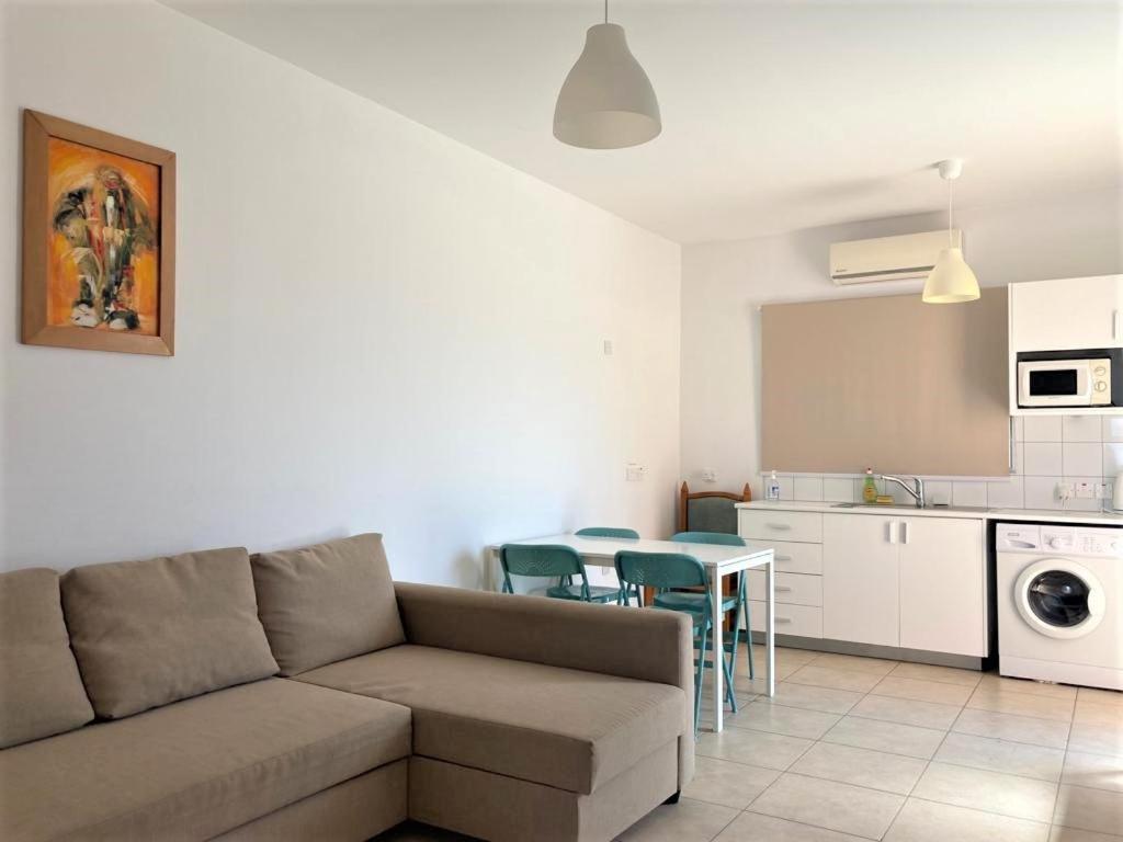 Ariadne Apartments Paphos Exterior photo