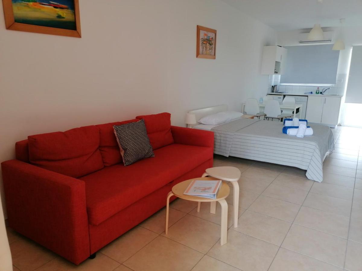 Ariadne Apartments Paphos Exterior photo